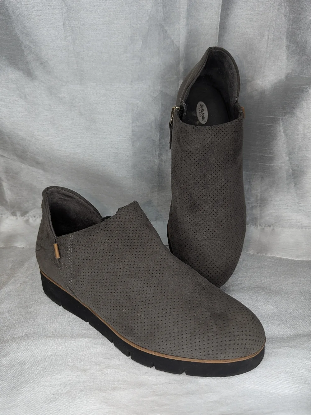 Dr. Scholl's Womans Gray Suede Slip-On Casual Shoes Side Zip US 7 Casual